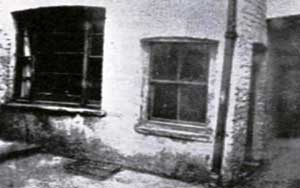 An external view of 13, Miller's Court, scene of the murder of Mary Kelly.