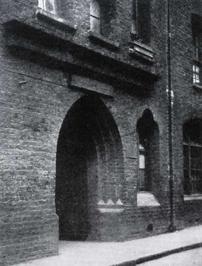 A photograph of the entrance to George Yard Buildings.