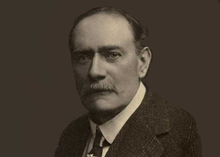 A photo of Sir Melville Macnaghten.